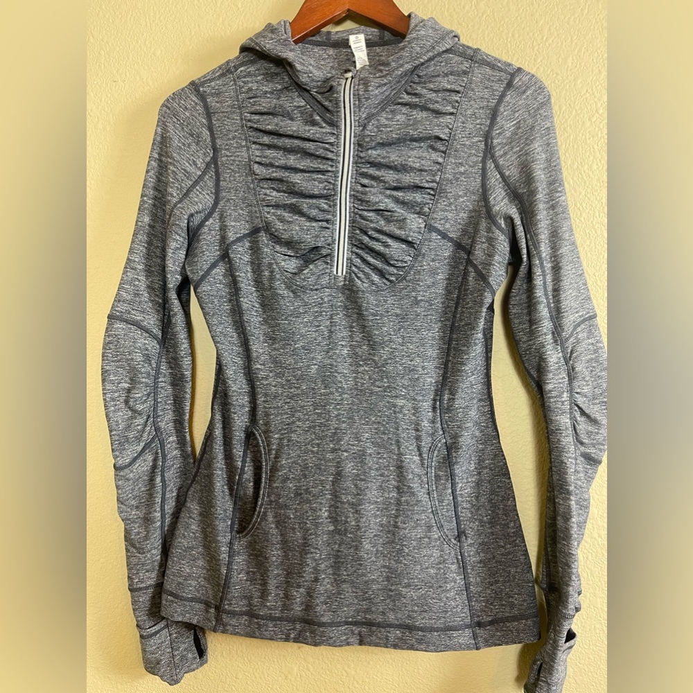 Lululemon size 8 hooded jacket